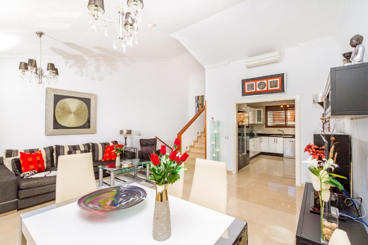 Casa Holmston, Duplex Villa With Hot Tub In Anfi Tauro Topaz Mogán Kültér fotó